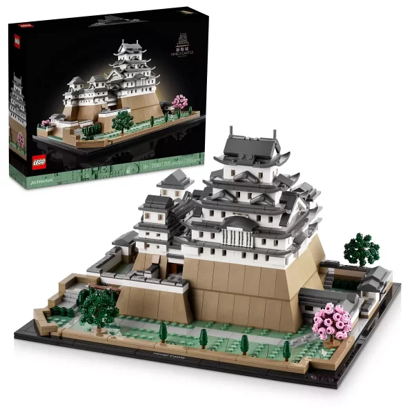 LEGO Architecture Landmarks Collection Himeji Castle Collectible Model Kit 21060